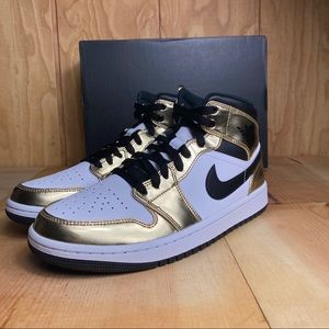 Nike Air Jordan 1 Mid Metallic Gold